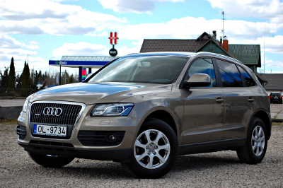 AUDI Q5 QUATTRO