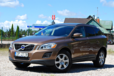 VOLVO XC60 AWD