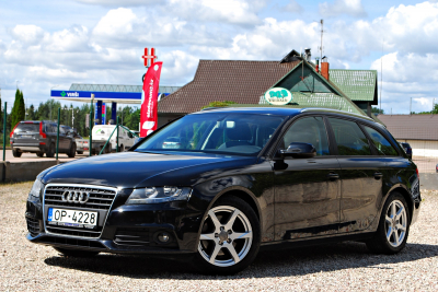 AUDI A4 AVANT AMBITION
