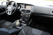 VOLVO V40 MOMENTUM