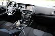 VOLVO V40 MOMENTUM