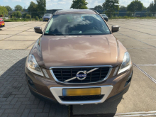 VOLVO XC60 AWD MOMENTUM