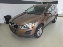 VOLVO XC60 AWD
